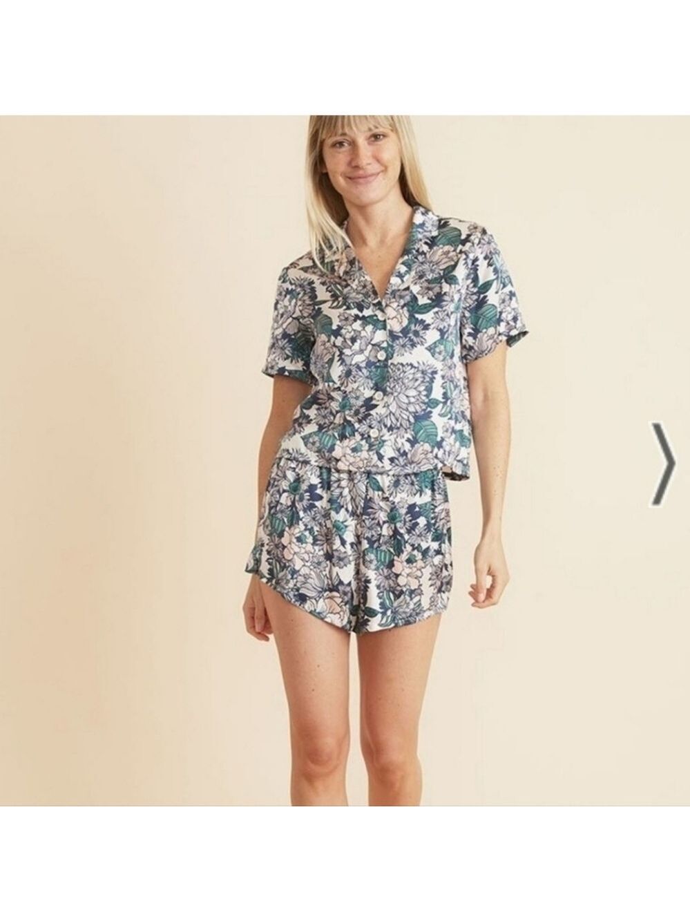 Marine Layer Washable Silk Short Sleeve Top Shorts Set
